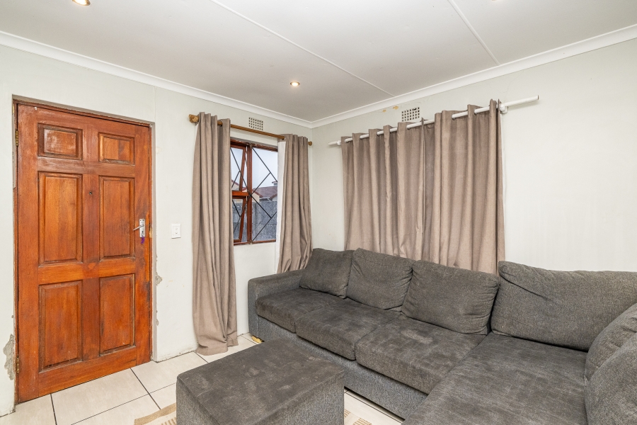 2 Bedroom Property for Sale in Highbury Park Western Cape